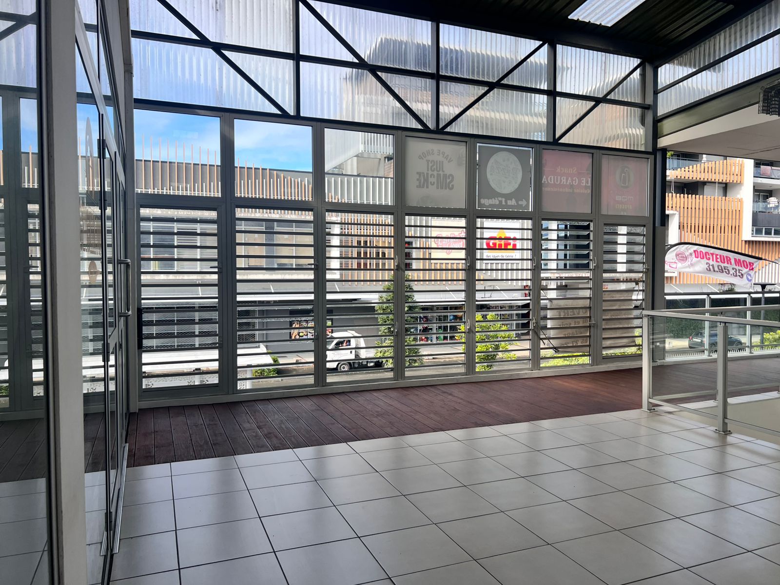 LOCAL COMMERCIAL – APOGOTI