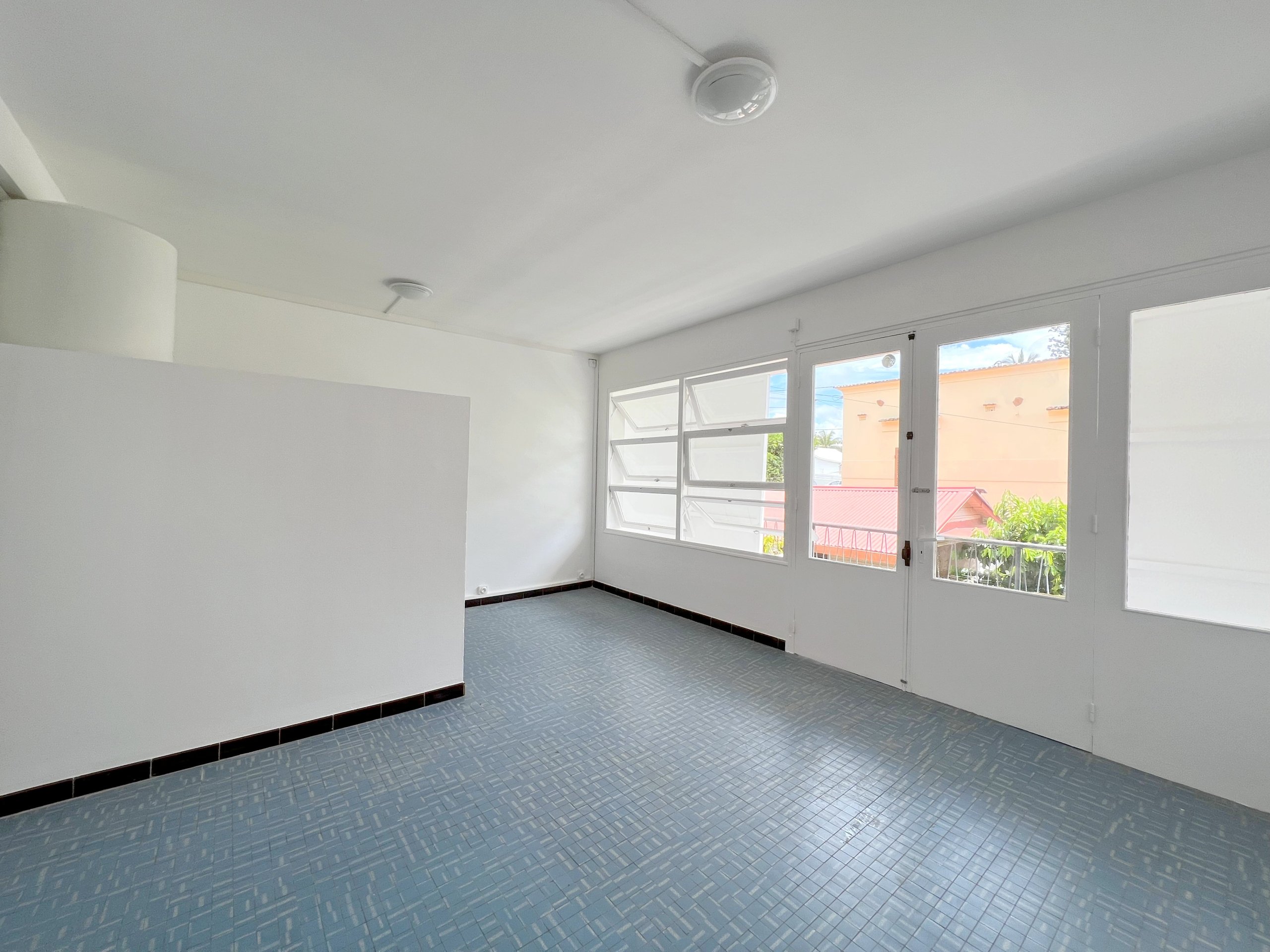 APPARTEMENTS F2 – FAUBOURG BLANCHOT